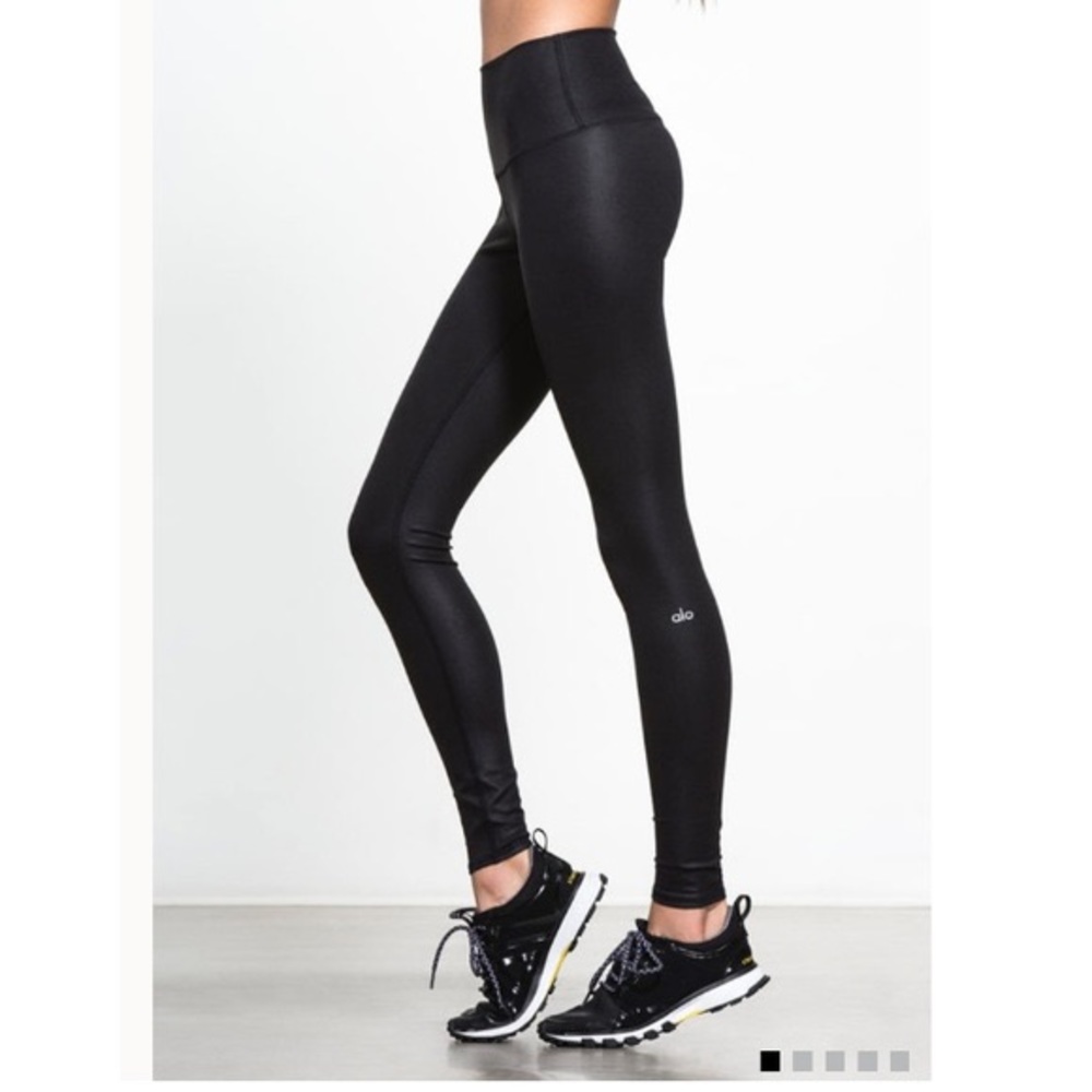 NWT Alo Airbrush Leggings